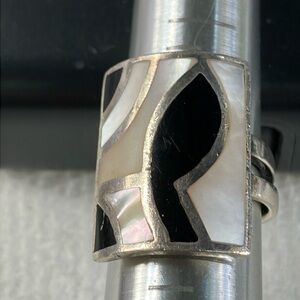 Unk Black and White Inlay Ring